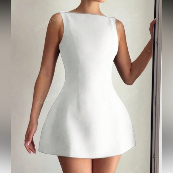 Dresses & Skirts - Elegant White Sleeveless Dress